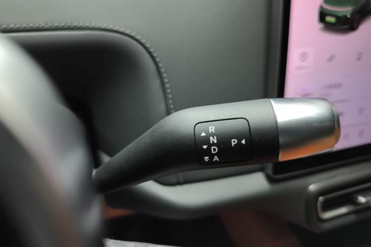 Used Li Auto L8 2023 Max model Gear Lever