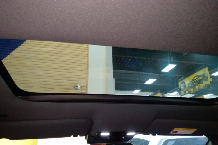 Used Li Auto L8 2023 Pro Model Headliner