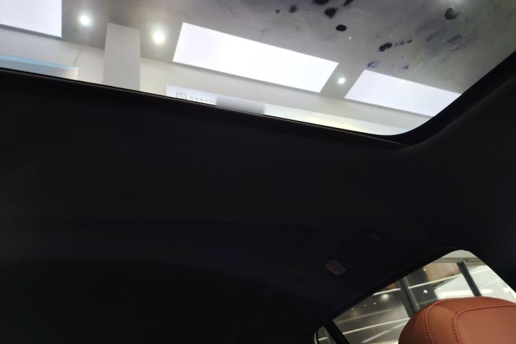 Used Li Auto L8 2023 Pro Model Headliner
