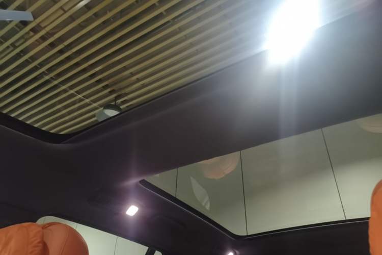 Used Li Auto L8 2023 Pro Model Headliner