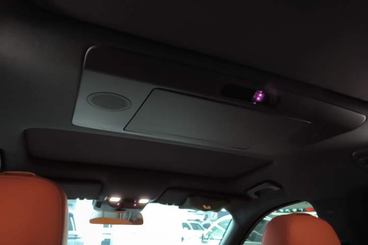 Used Li Auto L8 2023 Max model Headliner