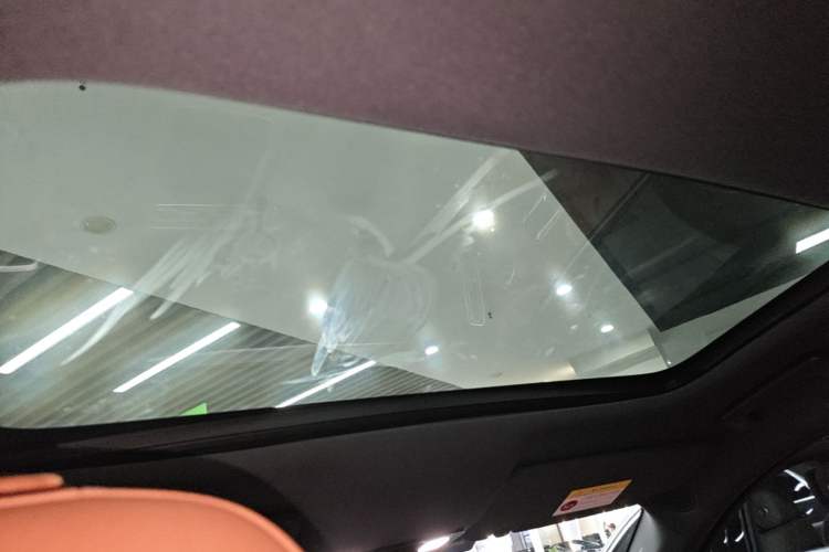 Used Li Auto L8 2023 Pro Model Headliner