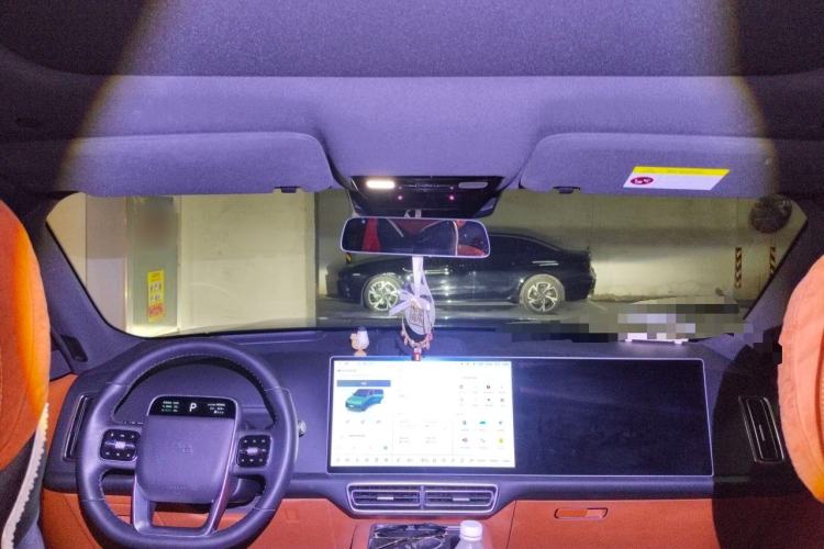 Used Li Auto L8 2023 Pro Model Headliner
