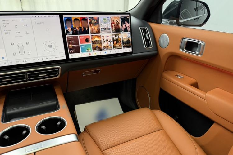 Used Li Auto L8 2023 Pro Model Interior 1