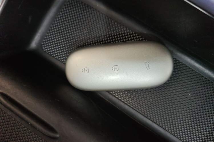 Used Li Auto L8 2023 Pro Model Interior 1