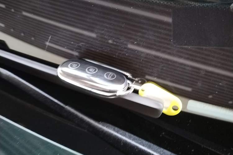 Used Li Auto L8 2023 Pro Model Interior 1