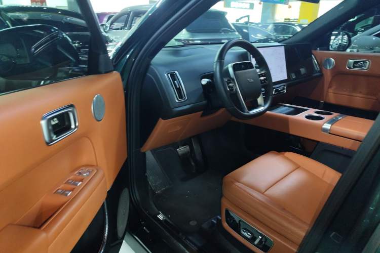 Used Li Auto L8 2023 Max model Interior 3