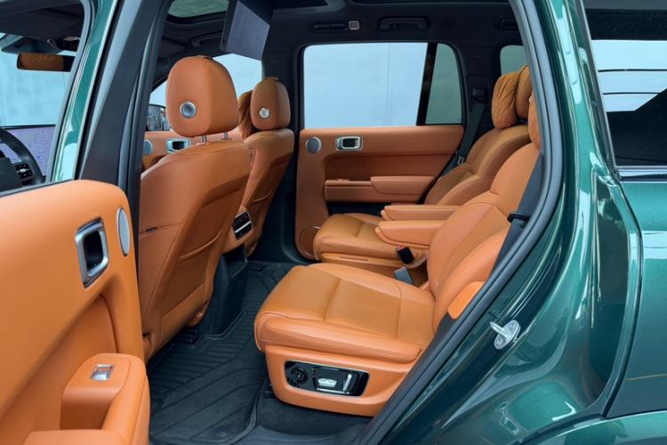 Used Li Auto L8 2023 Max model Interior 3