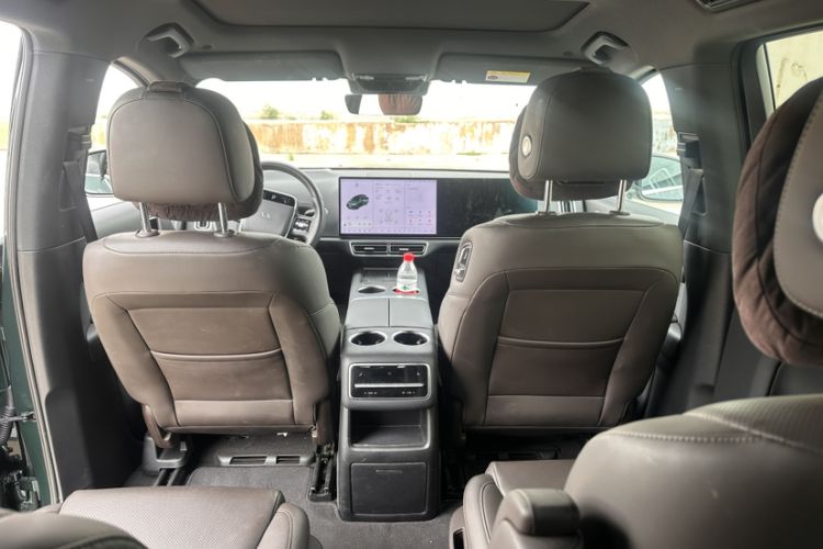 Used Li Auto L8 2023 Max model Interior 3