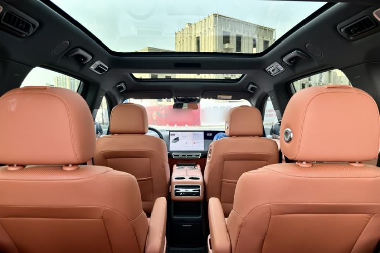 Used Li Auto L8 2023 Pro Model Interior 3