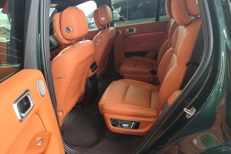 Used Li Auto L8 2023 Pro Model Interior 4