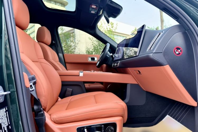 Used Li Auto L8 2023 Pro Model Interior 5