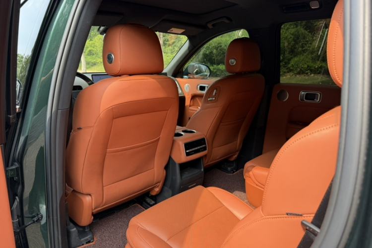 Used Li Auto L8 2023 Pro Model Interior 7