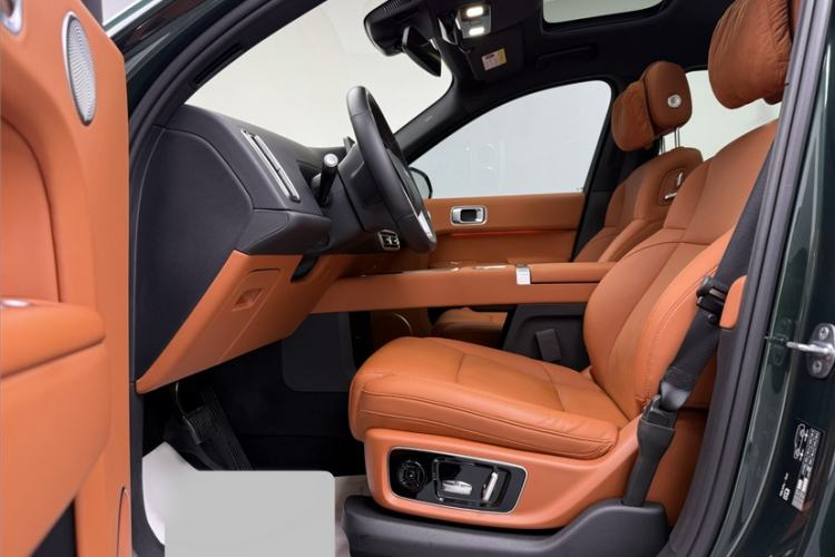 Used Li Auto L8 2023 Pro Model Interior 8