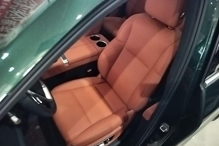 Used Li Auto L8 2023 Pro Model Left Front Seat