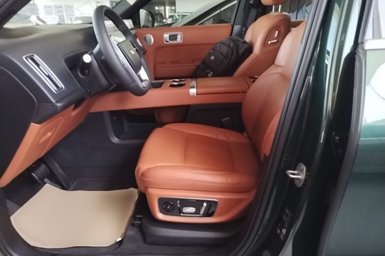 Used Li Auto L8 2023 Pro Model Left Front Seat