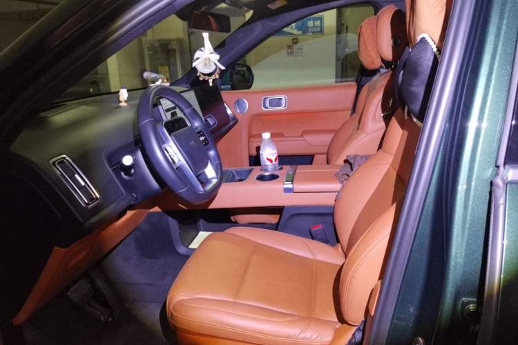 Used Li Auto L8 2023 Pro Model Left Front Seat