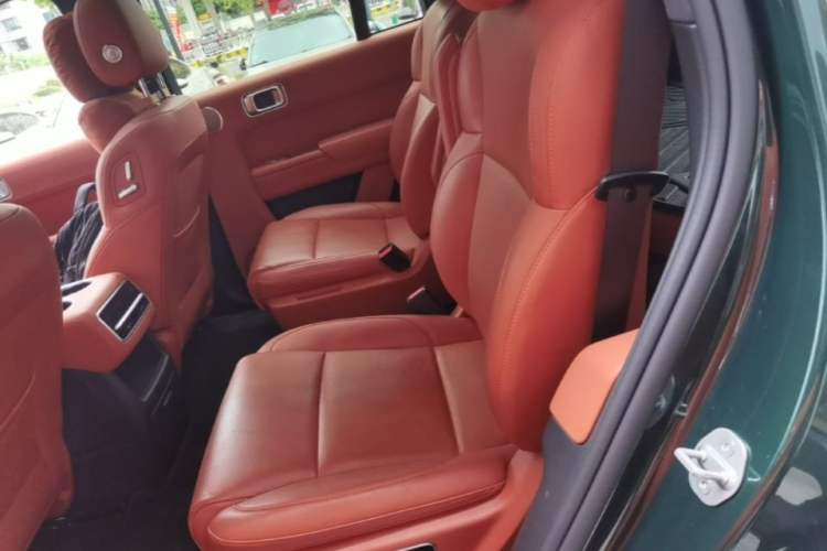 Used Li Auto L8 2023 Pro Model Left Rear Seat