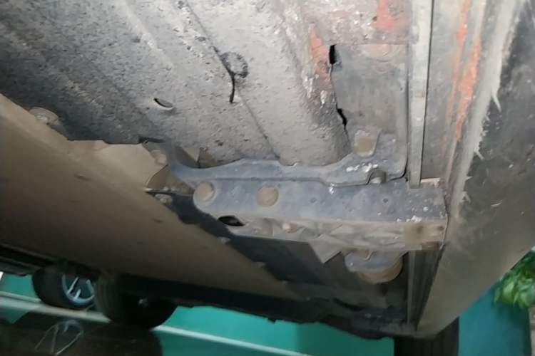 Used Li Auto L8 2023 Max model Left Side Sill