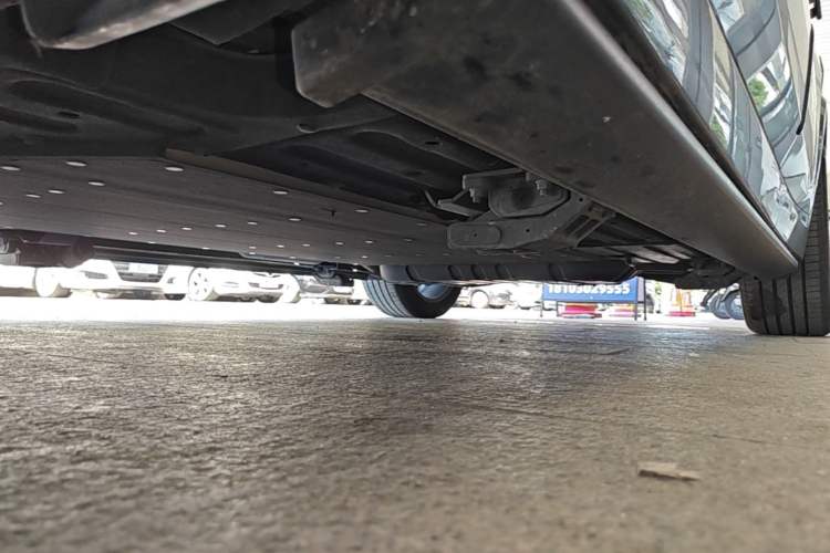 Used Li Auto L8 2023 Pro Model Left Side Sill