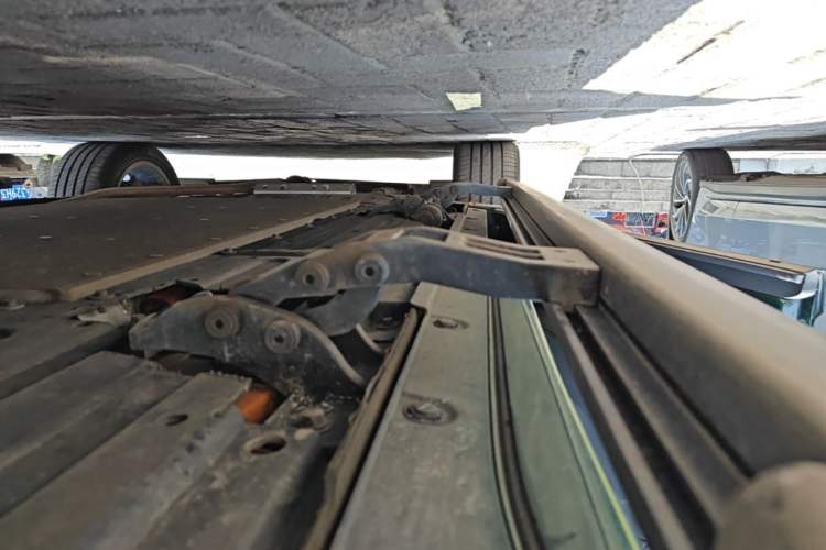 Used Li Auto L8 2023 Pro Model Left Side Sill