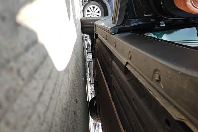 Used Li Auto L8 2023 Pro Model Left Side Sill