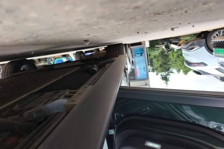 Used Li Auto L8 2023 Max model Left Side Sill