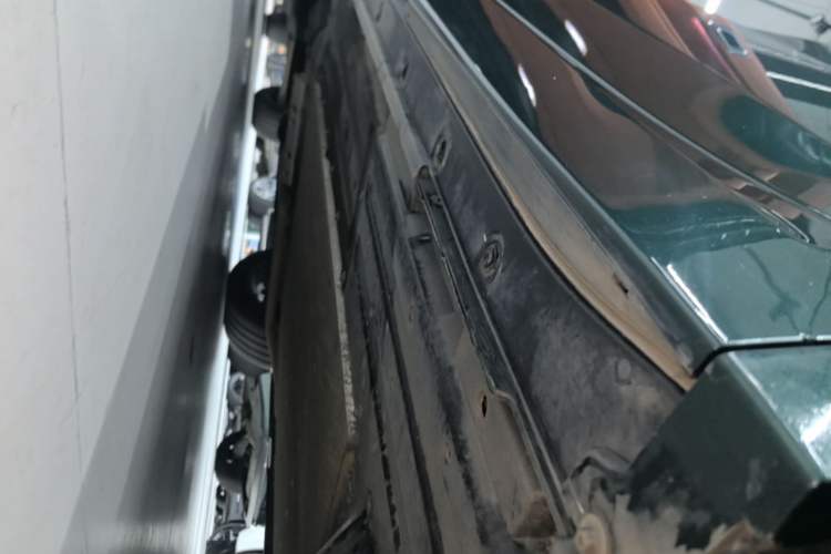 Used Li Auto L8 2023 Pro Model Left Side Sill