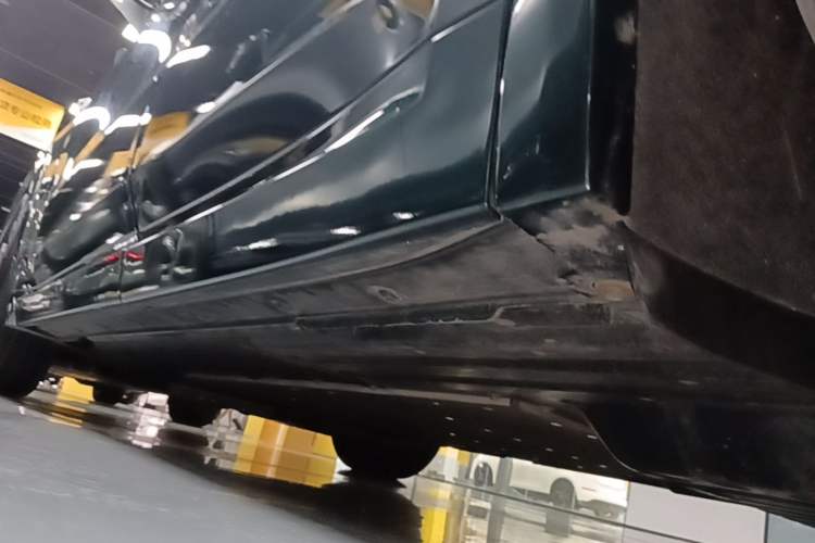 Used Li Auto L8 2023 Pro Model Left Side Sill