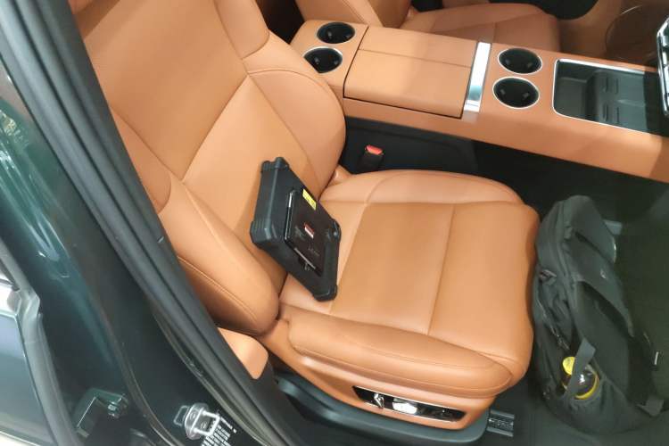 Used Li Auto L8 2023 Pro Model Right Front Seat