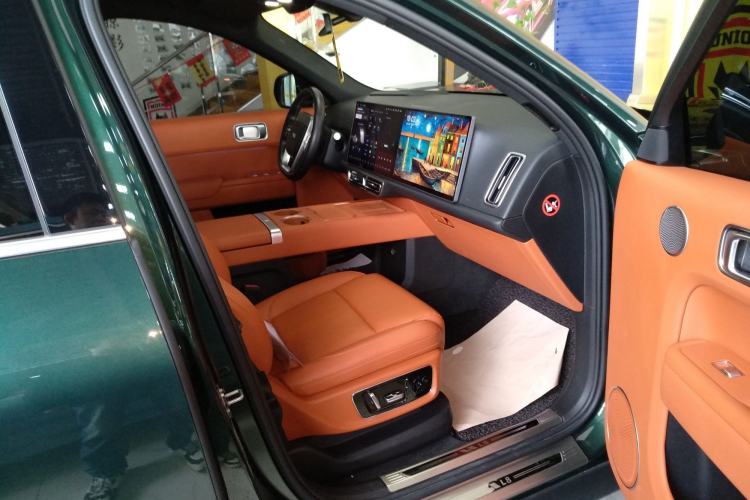 Used Li Auto L8 2023 Pro Model Right Front Seat