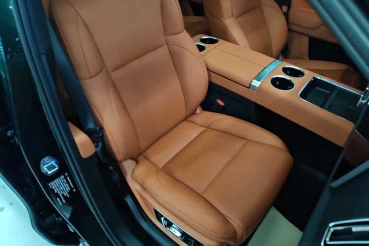 Used Li Auto L8 2023 Pro Model Right Front Seat