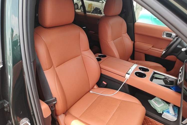 Used Li Auto L8 2023 Pro Model Right Front Seat