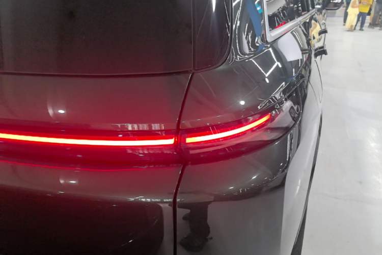 Used Li Auto L8 2023 Pro Model Right Rear Taillight