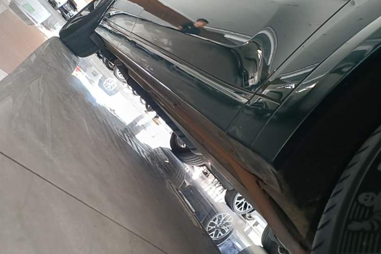 Used Li Auto L8 2023 Max model Right Side Sill