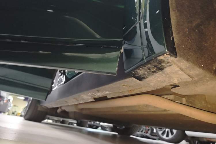 Used Li Auto L8 2023 Pro Model Right Side Sill