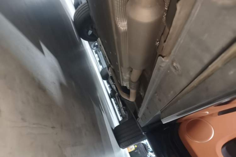 Used Li Auto L8 2023 Pro Model Right Side Sill