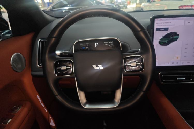 Used Li Auto L8 2023 Pro Model Steering Wheel