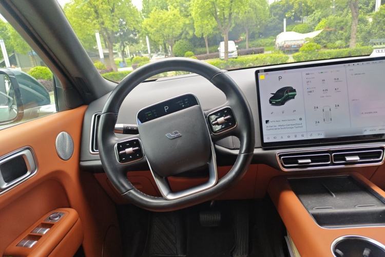 Used Li Auto L8 2023 Pro Model Steering Wheel