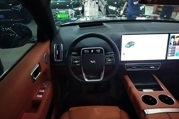 Used Li Auto L8 2023 Pro Model Steering Wheel