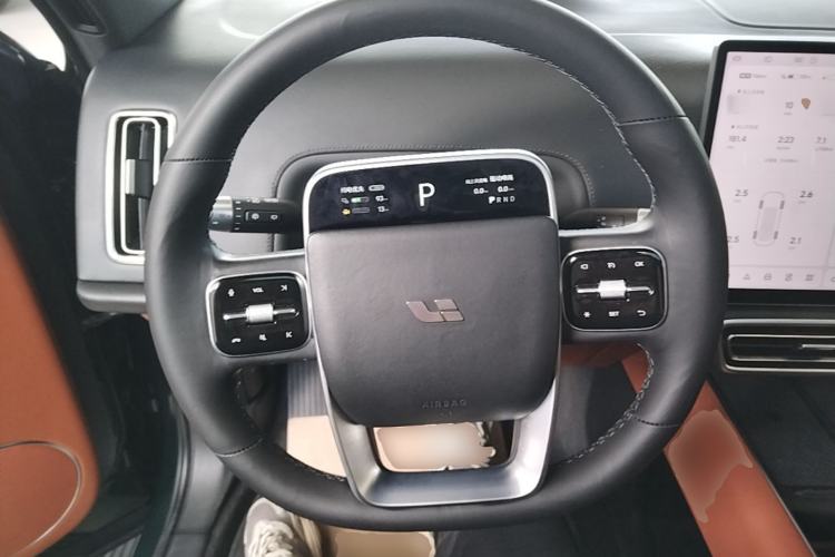 Used Li Auto L8 2023 Pro Model Steering Wheel