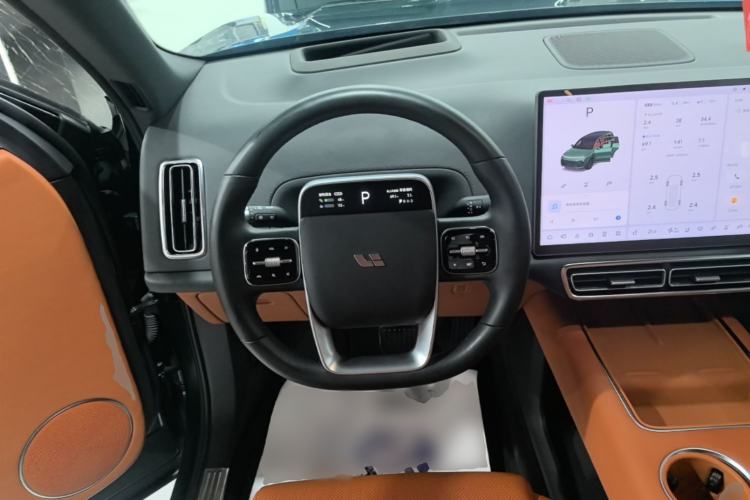 Used Li Auto L8 2023 Pro Model Steering Wheel