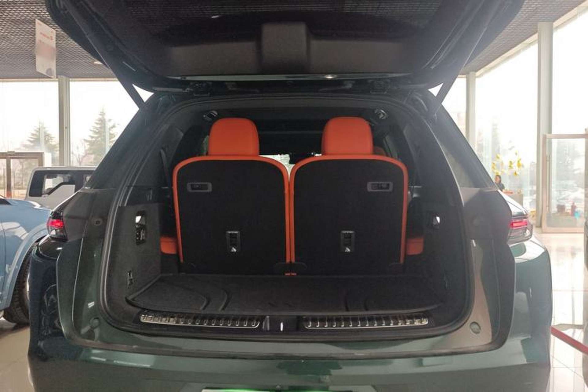 Used Li Auto L8 2023 Pro Model Trunk
