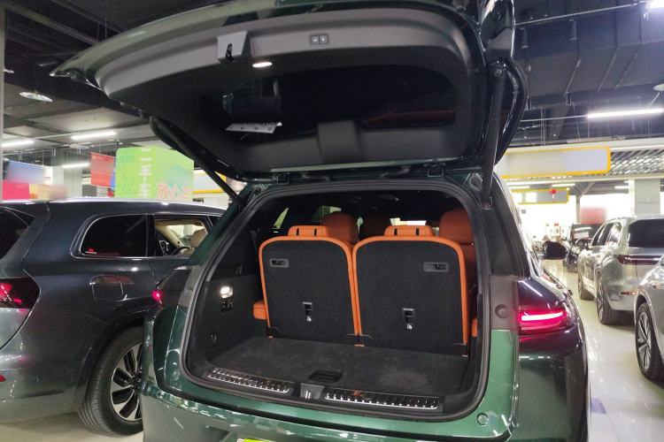 Used Li Auto L8 2023 Max model Trunk