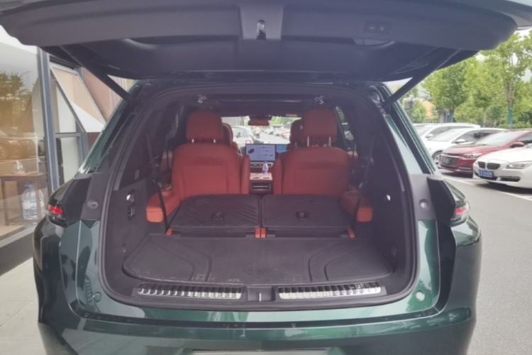 Used Li Auto L8 2023 Pro Model Trunk