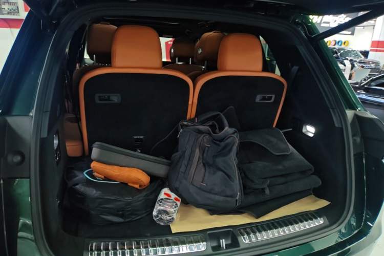Used Li Auto L8 2023 Pro Model Trunk