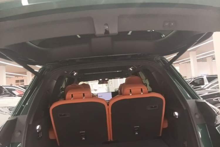 Used Li Auto L8 2023 Pro Model Trunk