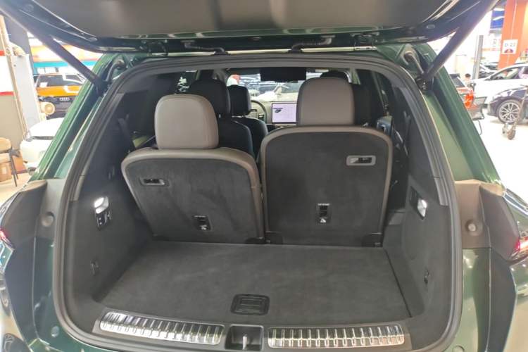 Used Li Auto L8 2023 Max model Trunk