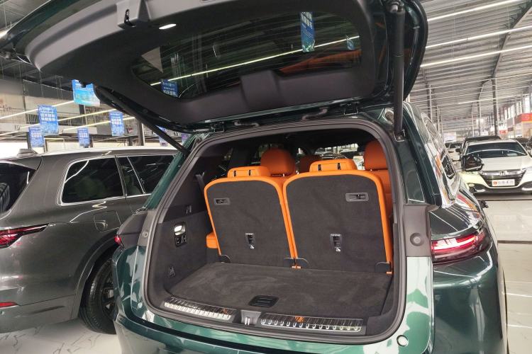Used Li Auto L8 2023 Pro Model Trunk