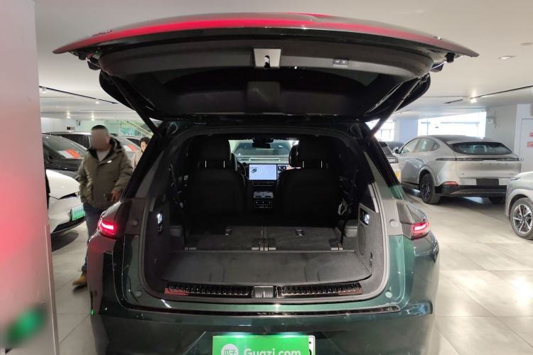 Used Li Auto L8 2023 Pro Model Trunk